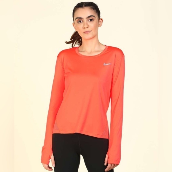 331. Nike Pro Dri-Fit Long Sleeve Running Shirt - Picture 4 of 9